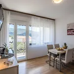Komplex Oliva Mit Pool Und Grossem Garten By Interhome Prázdninový dům *