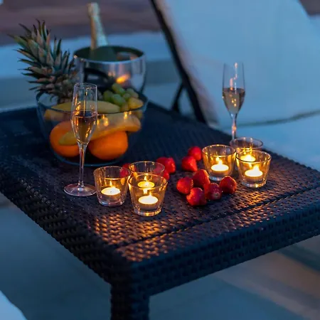 Komplex Oliva Mit Pool Und Grossem Garten By Interhome